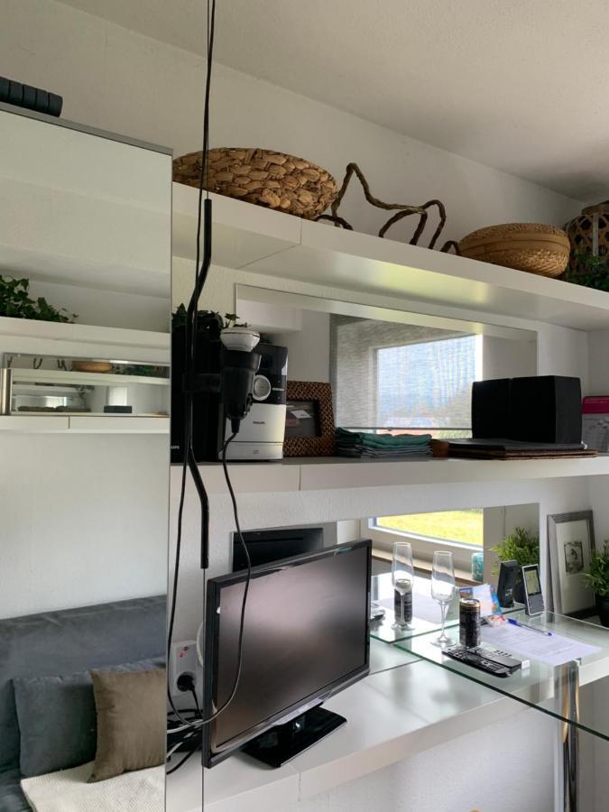 Micro-Apartment In Seenaehe Fusslaeufig Zum See:)) Онинген Екстериор снимка